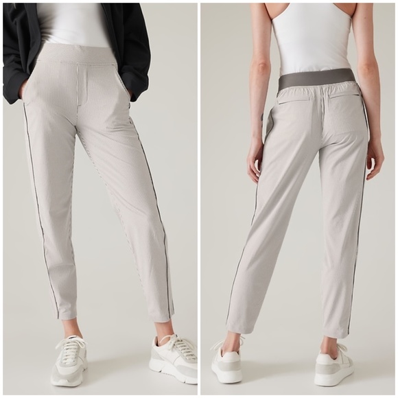 Athleta Pants - Athleta Brooklyn Textured Ankle Pant City Stripe Black/Sea Size 8 Petite